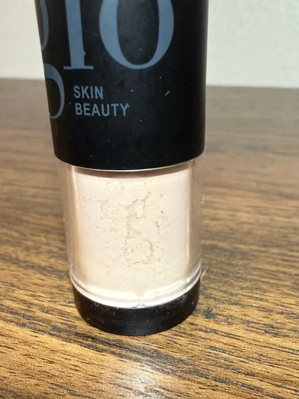 Glo Skin Beauty Loose Matte Finishing Powder 0.14oz